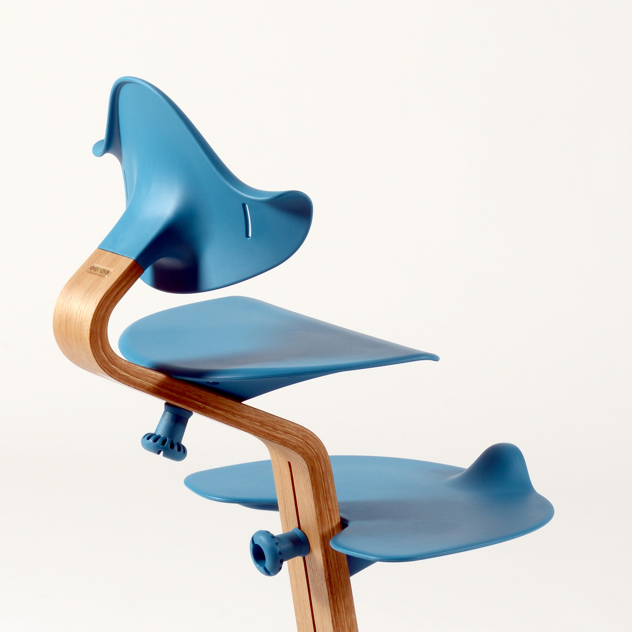 Nomi chair blue