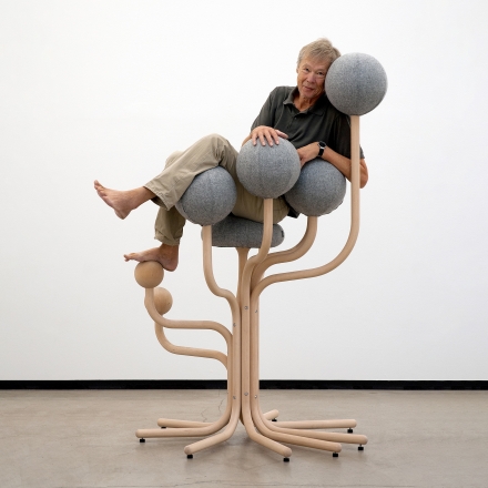 modern womb chair