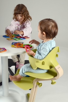 Nomi adjustable childrens chair