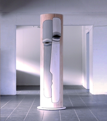 Cylindra objects 2004 197x48 cm Cylindra objects 2004 197x48 cm